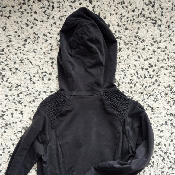 Lululemon Run for It Pullover size 6 - Picture 4 of 5